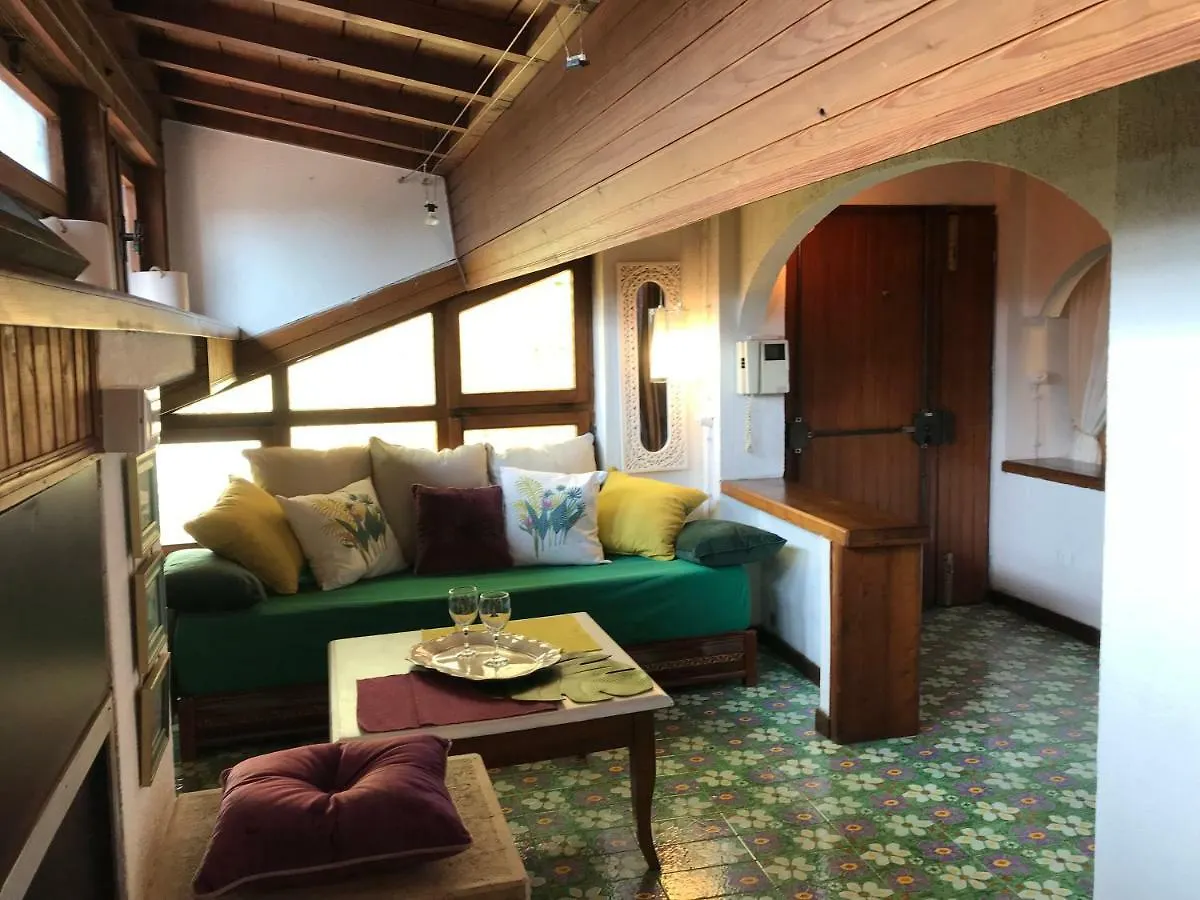Apartment Ferienwohnung La Soffitta Bohemien Verona
