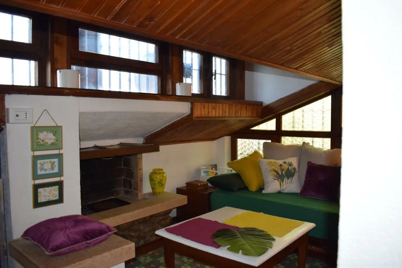 Ferienwohnung La Soffitta Bohemien Verona